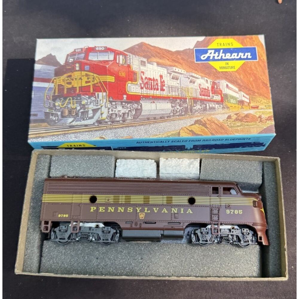HO Scale Athearn 3005 Pennsylvania Passenger Dummy RTR #9506 MIB!